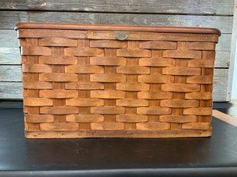 Peterboro Basket Company Large Wooden Basket With Wood Lid 14' X 27' X 18 1/2'