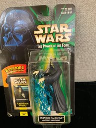 Star Wars Emperor Palpatine With Force Lightning Action Figure New In Box