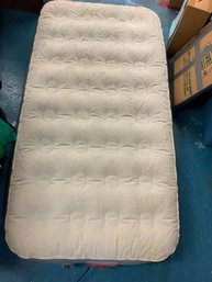 Coleman Inflatable Mattress Size Single, With Small Leak Holds Air For About A 1/2 Hour
