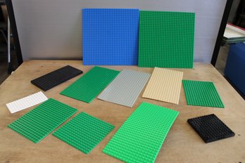 Assorted Base Tiles For Legos 123 Pieces