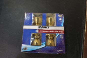 Brinks Exterior Locking Doorknobs With Matched Keys Twin Pack