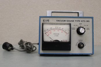 Vacuum Gauge Type GTC-365