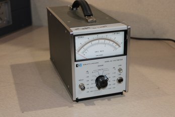 Hewlett Packard 400E1 Voltmeter Tested
