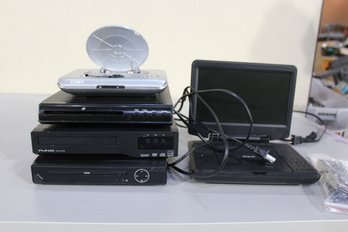 STACK Of 5 DVD Players, Pro Scan, Coby, RCA, Funai, GP