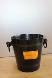 Veuve Clicquot Ponsardin Plastic Champagne Ice Bucket 8' X 7 1/2'