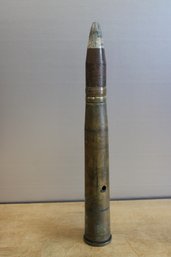 1942 Shell 17 1/2' Tall