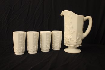 Westmoreland Milk Glass Paneled Grape Pitcher With 4 Glasses