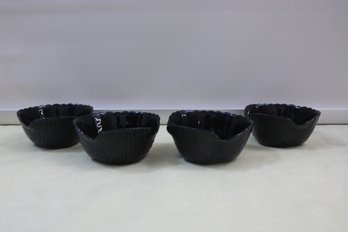 Set Of 4 Black Glass Shell Bowls Berry/ Candy/ Nuts 4 12' X 4 12 X 2'