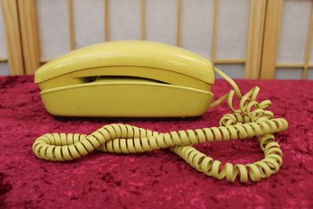 Western Electric Trimline Telephone Harvest Gold