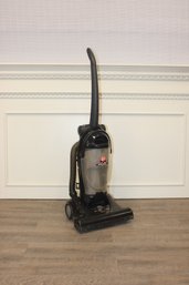 Hoover Fold Away Upright Vacuum With Fold Down Handle - Tested - Works