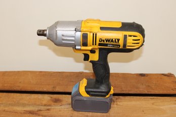 DEWALT 20Volt #DCF889 Cordless Impact Wrench 1/2 Inch With One Battery
