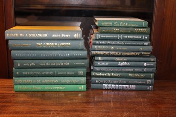 19 Green Books Approximately 9-9 1/2' Tall All Very Clean & Free Of Mildew