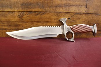 Stainless Steel Dagger With Scabbard 14' Total Length 9' Blade