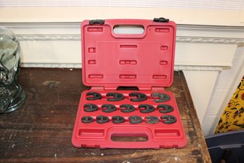 Astro Pneumatic Tool Company 15 Piece Metric Claw Foot Wrenches/basin Wrenches With Blow Mold Case
