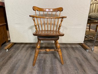 Miniature Swivel Rock Maple Windsor Chair Made In Gardner Ma