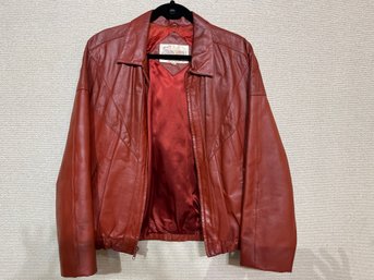 Saxony Size 42 Leather Jacket Red