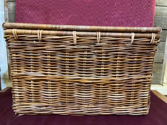 Huge Wicker Basket With Handles, Leather Hinged Top Great For Storing Blankets/fire Logs 29' X 18' X 19'
