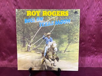 Roy Rogers Picture Album Roll On Texas Moon In Excellent Condition