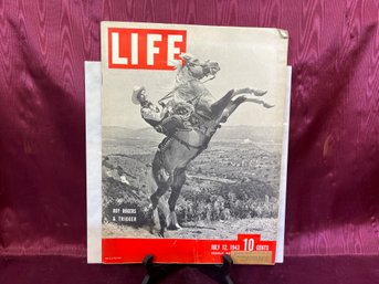 LIFE Magazine Roy Rogers And Trigger July 12, 1943