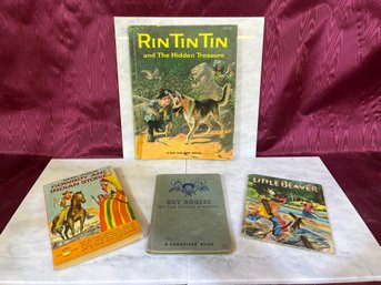 4 Western Story Books Rin Tin Tin Roy Rogers Little Beaver Cowboys And Indians