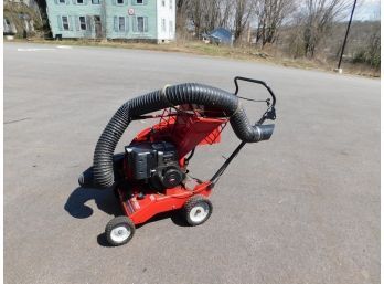 Troy-Bilt Chipper Vac 8HP