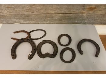 Antique Horse Shoes 7 Pieces