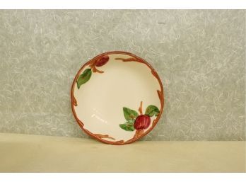 8 Matching Bowls Franciscan Ware Apple Pattern 5 1/4'  No Chips, No Cracks, No Stains, No Blemishes Whatsoever