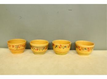 Terre E Provence French Pottery 4 Bowls 5 1/4' Wide X 3 3/8' Tall. Each Piece Is Individually Handcrafted