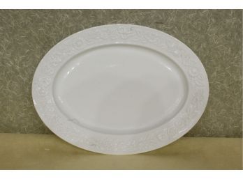 Anchor Hocking Vitrock Flower Trim White Milk Glass Platter 11 3/4' X 9'