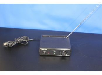 Realistic  Wireless Microphone Amplifier Microphone NOT Included