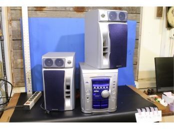 Kenwood Stereo System RXD-A53 With Speakers Am/ FM, Multi Disc CD And Dual Cassette Tested, Super