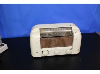 RCA Victor Standard AM & Shortwave Radio, Art Deco, Untested