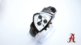 HAMILTON Ventura Chrono Leather Band Panda Dial H244121 Quartz Men's Watch Wristwatch