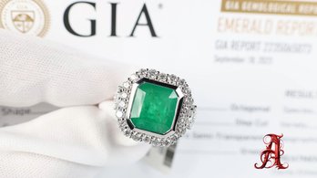 Platinum, GIA Natural Emerald And Diamond Ring 8.84ctw, 12.8 Grams Gemstone Jewelry