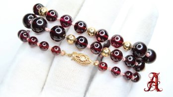 14K GOLD PEARL CLASP WITH 14K GOLD & GARNET BEADS NECKLACE, 39 Grams