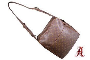 Louis Vuitton Marceau GM Messenger Shoulder Bag Monogram Canvas Authentic