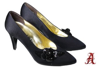 Chanel Vintage 1980s Black Satin Sequin Bow Pump Heels Authentic