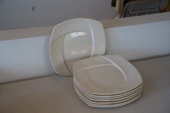 Set Of 8 White Quadra Syracuse Square Dinner Plates