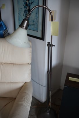 Standing Metal Floor Lamp With Curved Head