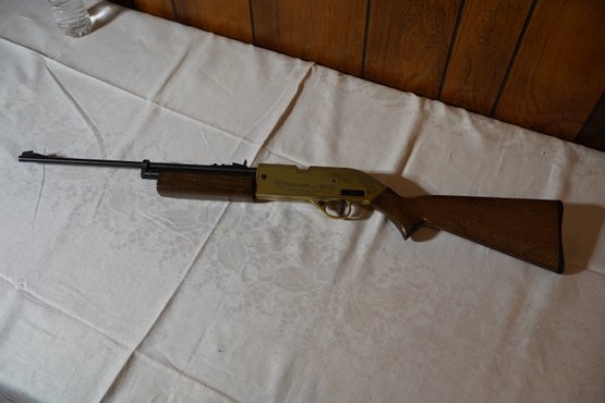 Vintage Crossman 76 XL BB Gun
