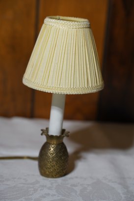 Vintage Brass Base Pineapple Shaped Table Lamp