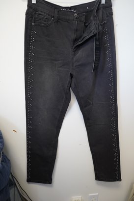 New With Tags DG2 Women Pants, Size 12