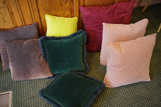 Lot Of 8 Assorted Throw Pillows