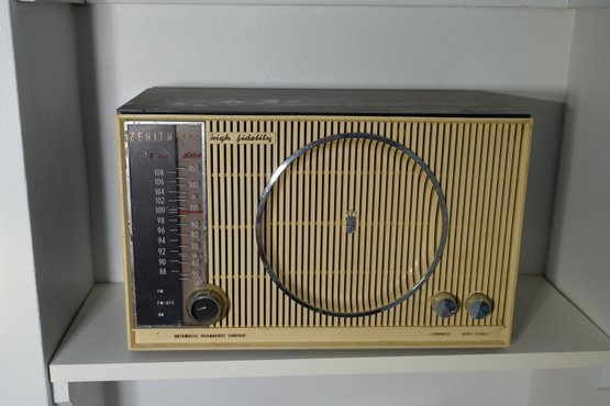 Vintage Zenith High Fidelity Radio-Not Tested!