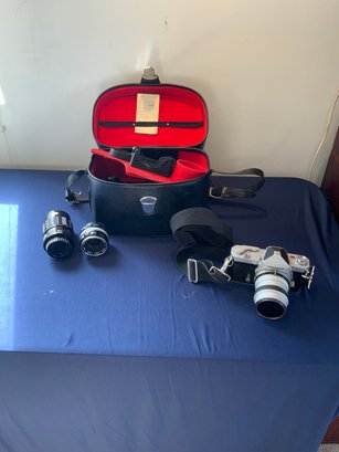 Nikkormat Nikon Camera With Extra Lens And Carrying Case