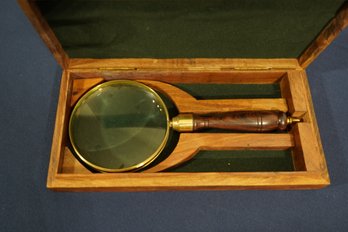 Beautiful Vintage Wooden Handled Magnifying Glass With Wooden Case With Inlay Detail L9