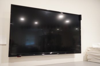 LG 32 Inch Flat Screen TV (TV Mount Not Included)