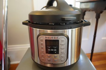 Instant Pot Duo 7 In 1 Electric Pressure Cooker, Slow Cooker, Rice Cooker & More