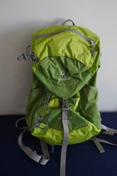 Green Deuter AC Lite 18 Backpack