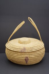 Wicker Basket With Lid And Handles